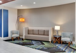  - Holiday Inn Express & Suites SeaWorld San Antonio