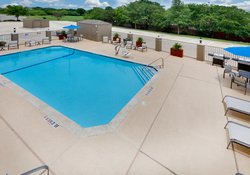  - Holiday Inn Express & Suites SeaWorld San Antonio
