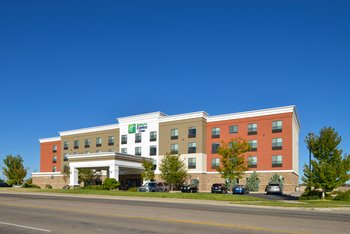 Holiday Inn Express & Suites