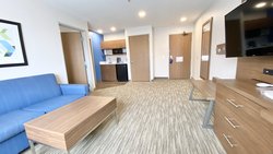  - Holiday Inn Express & Suites Park City