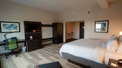  - Holiday Inn Express & Suites Richburg - I-77, Exit 65