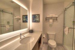  - Holiday Inn & Suites Near Convention Center Pigeon Forge