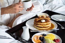  - Glass Light Hotel & Gallery Norfolk