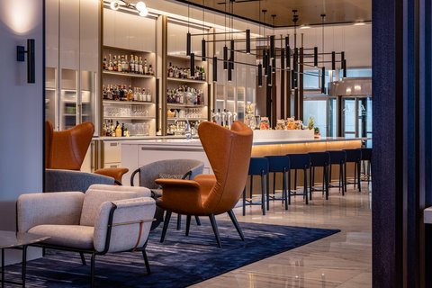 ZURICH MARRIOTT HOTEL - Photo 9