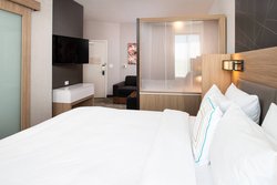  - SpringHill Suites by Marriott North Kansas City - I-435, Exit 54