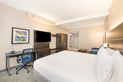  - Holiday Inn Express & Suites Delafield