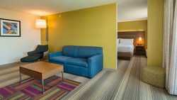  - Holiday Inn Express Fullerton
