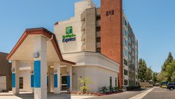  - Holiday Inn Express Fullerton