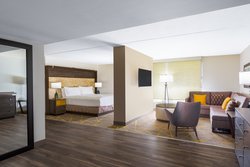  - Holiday Inn La Mirada - I-5, Exit 118