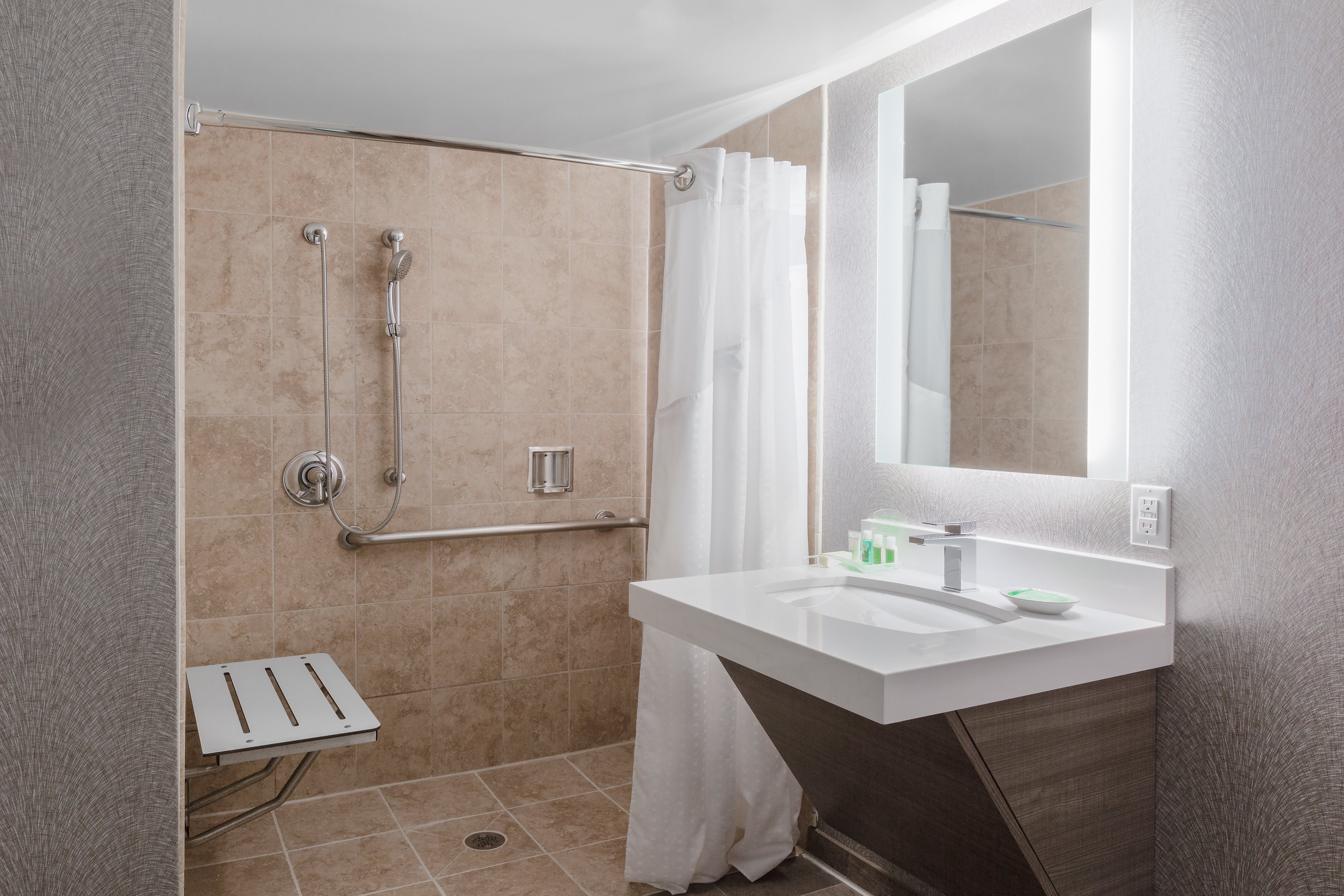 HOLIDAY INN LA MIRADA-guestroom-Accessible with roll in shower .jpg