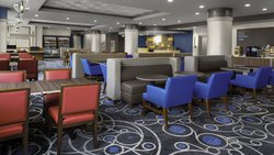  - Holiday Inn Express Downtown Kansas City - I-70, Exits 2J & 2K