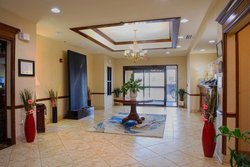  - Holiday Inn Express & Suites Center