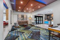  - Holiday Inn Express & Suites Van Buren - I-40, Exit 5