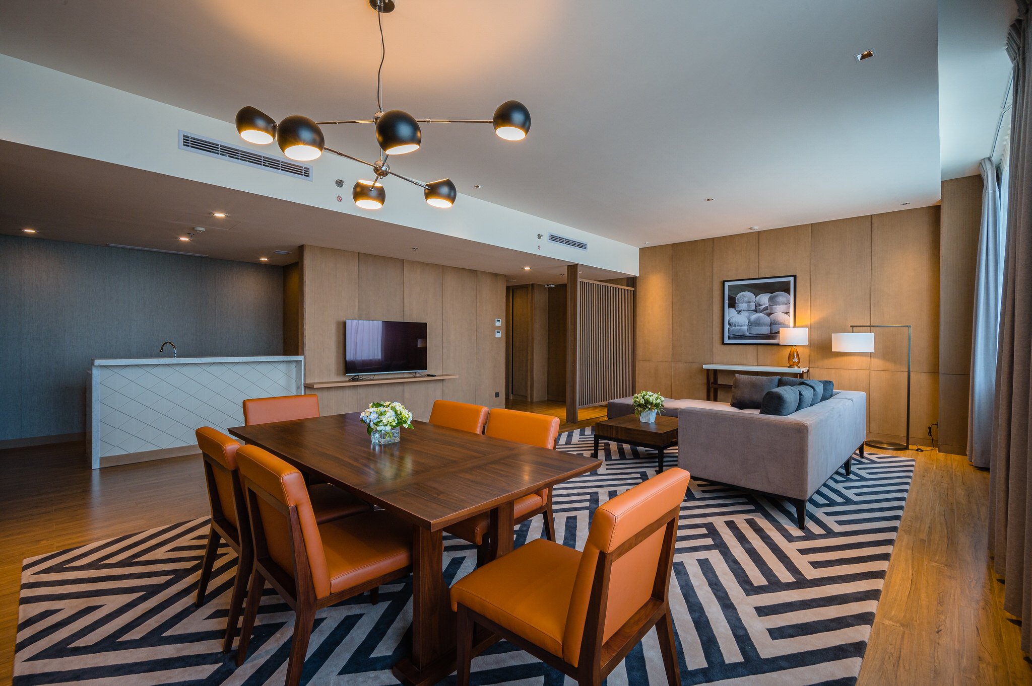 HOTEL NIKKO HAI PHONG-guestroom-Executive Suite King.jpg