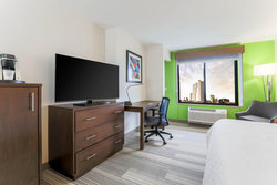  - Holiday Inn Express Downtown Fort Worth - I-30, Exits 13 & 13B