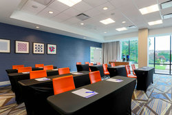  - Holiday Inn Express Downtown Fort Worth - I-30, Exits 13 & 13B