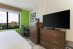 - Holiday Inn Express Downtown Fort Worth - I-30, Exits 13 & 13B