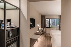  - AC Hotel by Marriott Downtown Fort Worth - I-35, Exit 52A