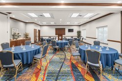  - Holiday Inn Express & Suites Newark - I-95, Exit 3