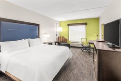  - Holiday Inn Express & Suites Newark - I-95, Exit 3