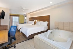  - Holiday Inn Express & Suites Petoskey