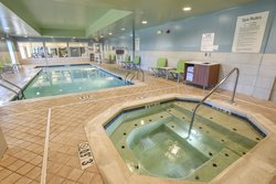  - Holiday Inn Express & Suites Richwood - I-71 & I-75, Exit 175