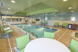  - Holiday Inn Express & Suites Richwood - I-71 & I-75, Exit 175