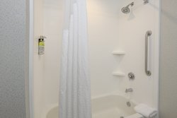  - Holiday Inn Express & Suites Richwood - I-71 & I-75, Exit 175