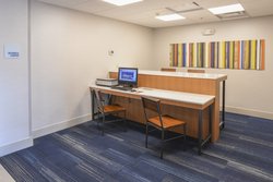  - Holiday Inn Express & Suites Richwood - I-71 & I-75, Exit 175