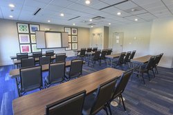  - Holiday Inn Express & Suites Richwood - I-71 & I-75, Exit 175