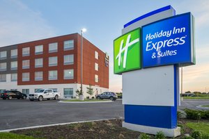 Holiday Inn Express & Suites Bourbonnais - I-57, Exit 315, IL - See ...