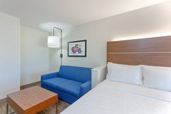  - Holiday Inn Express & Suites Elk Grove - I-5, Exit 506
