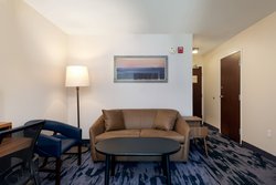  - Fairfield Inn & Suites by Marriott Airport Savannah - I-95, Exit 104