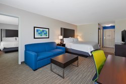  - Holiday Inn Express & Suites Effingham - I-57 & I-70, Exit 159
