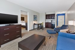  - Holiday Inn Express & Suites Effingham - I-57 & I-70, Exit 159