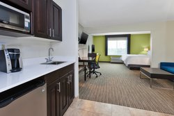 - Holiday Inn Express & Suites Effingham - I-57 & I-70, Exit 159