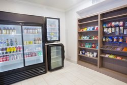  - Holiday Inn Express & Suites Airport Bethlehem