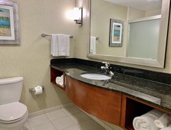  - Holiday Inn & Suites North Beach Virginia Beach