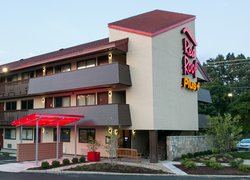  - Red Roof Plus+ Inn & Suites OSU Columbus
