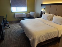  - Holiday Inn Express Maspeth