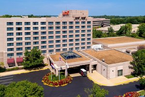 Marriott St Louis West Hotel Town & Country, MO - See Discounts
