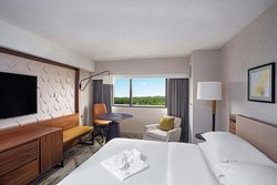  - Sheraton Hotel Edison - I-95, Exit 10