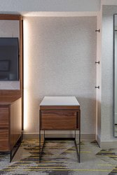  - Sheraton Hotel Edison - I-95, Exit 10