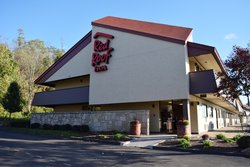  - Red Roof Inn St Clairsville - I-70, Exit 218