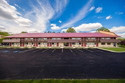  - Red Roof Inn Blue Ash - I-71, Exit 15