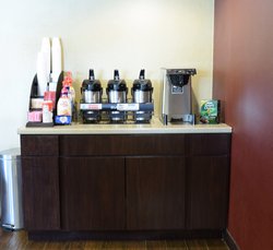  - Red Roof Plus+ Inn & Suites Amherst