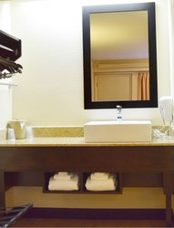  - Red Roof Plus+ Inn & Suites Amherst