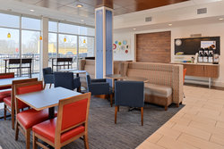  - Holiday Inn Express & Suites Island Lake Brighton