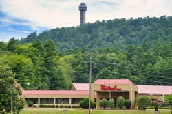  - Red Roof Inn Hot Springs