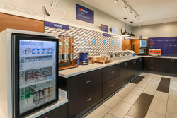  - Holiday Inn Express Downtown Fort Worth - I-30, Exits 13 & 13B